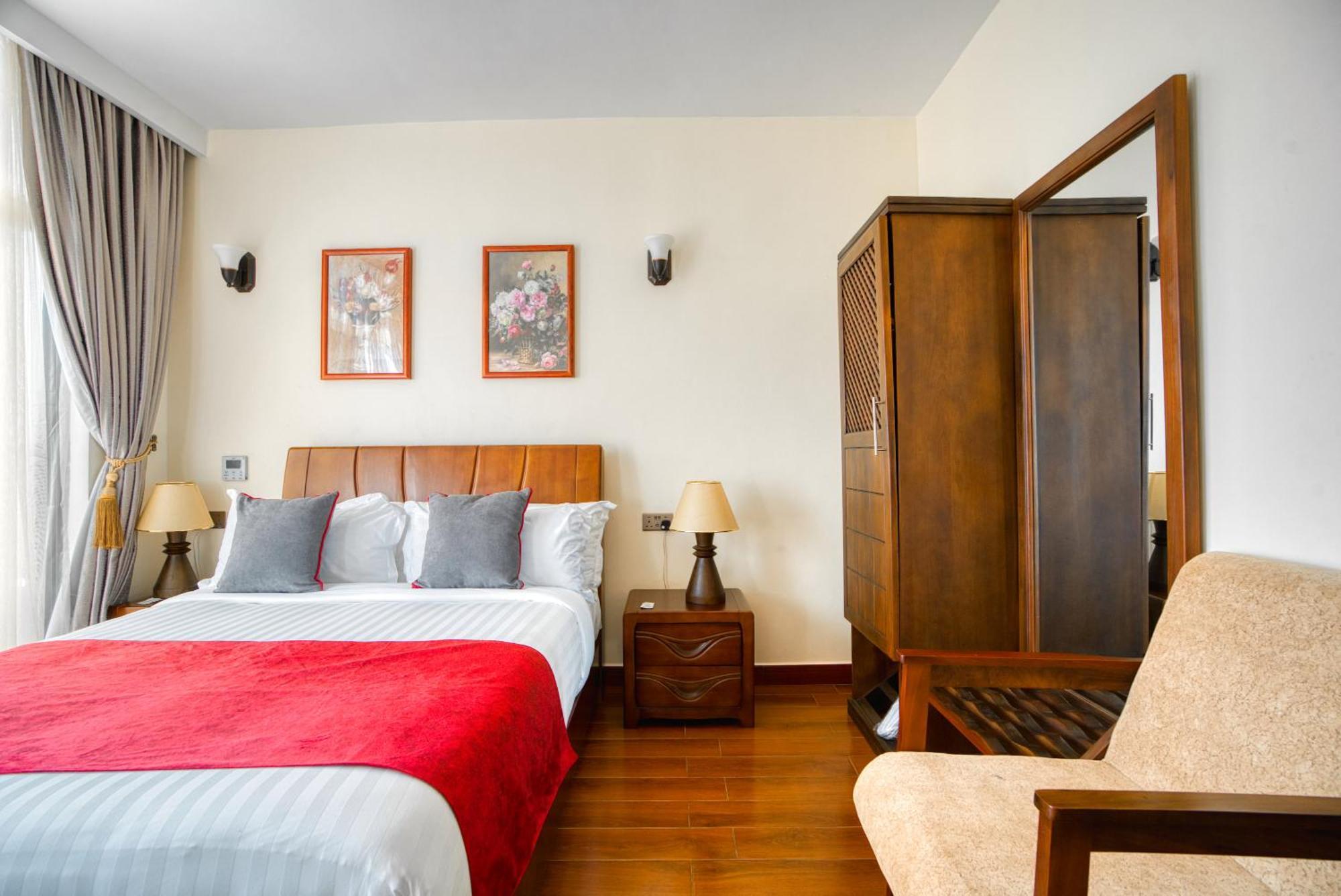 Kibo Palace Hotel Moshi Quarto foto